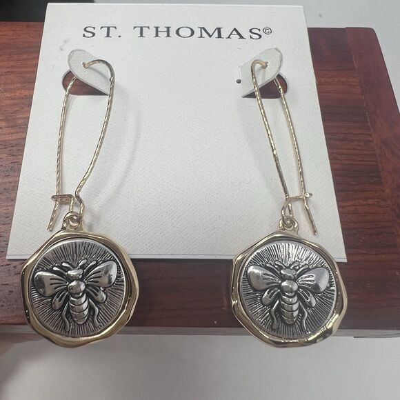 St. Thomas Butterfly Reversible Rhinestone Earrings Gold & Silver Tone Hoop Gift - Picture 1 of 6